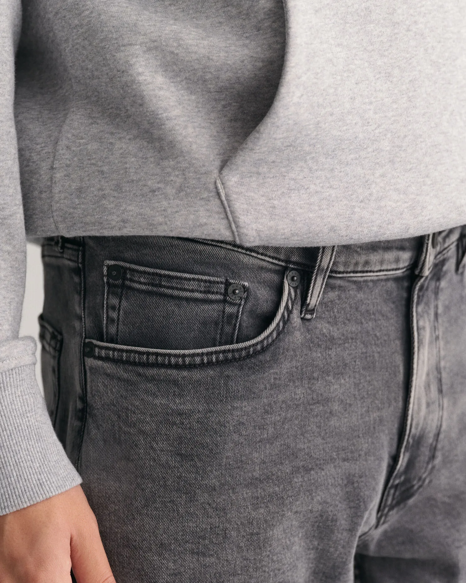 Vaqueros Slim Fit negros con lavado